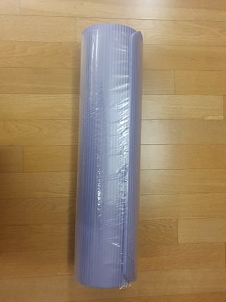 원달러샵 NBR 10mm 바디핏 요가매트 — 2.5점을 준 리뷰어가 2021년 3월 올린 사용 사진