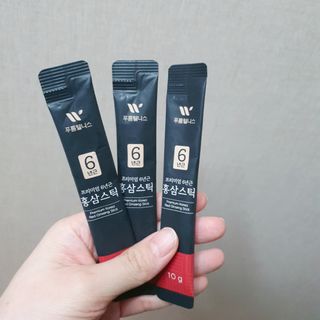 [푸름웰니스] 프리미엄 6년근 홍삼스틱 3mg x 100포 — 5점을 준 리뷰어가 2022년 3월 올린 사용 사진