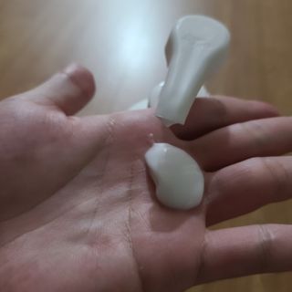 [메디팜] 히알루론산 딥 모이스처 바디로션 — 4점을 준 리뷰어가 2021년 12월 올린 사용 사진