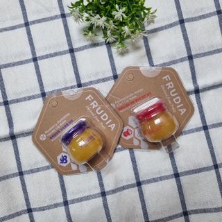 [후르디아] 올리브영 꿀과즙 립밤 2종 (블루베리/석류) — 4.5점을 준 리뷰어가 2022년 11월 올린 사용 사진