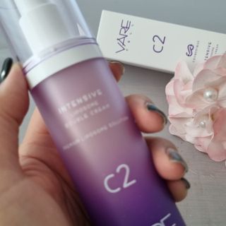 바르셀 주름개선 리프팅 영양크림 인텐시브 리포좀 더블크림-C2 50ml — 5점을 준 리뷰어가 2021년 11월 올린 사용 사진