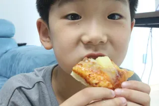브라잇벨리 비건피자 [노밋피자알로하 & 노밋피자포테이토] 2가지맛 — 5점을 준 리뷰어가 2022년 7월 올린 사용 사진