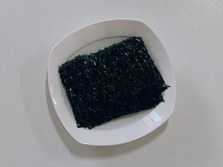 [해림맛김] 들기름에 구운 바삭바삭 김 4종 세트 + 1종 랜덤발송 총5개입 — 4.5점을 준 리뷰어가 2021년 2월 올린 사용 사진