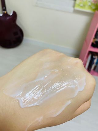 아미니 플라워테라피 바디로션  500ml 시리즈 — 5점을 준 리뷰어가 2021년 1월 올린 사용 사진