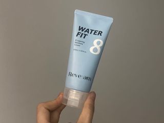 나우 [리브엠]피부 속부터 겹겹이, 촘촘하게! 워터핏8중 수분착붙 크림 — 5점을 준 리뷰어가 2024년 12월 올린 사용 사진