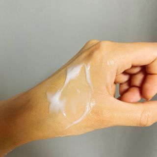 조향사 바디 앤 핸드 로션 화이트 포레스트 — 5점을 준 리뷰어가 2022년 6월 올린 사용 사진
