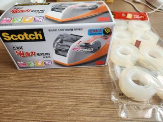 3M 스카치 원터치 테이프 디스펜서 커터기 오렌지/블랙 + 초강력 다용도 테이프 8매 — 5점을 준 리뷰어가 2024년 3월 올린 사용 사진