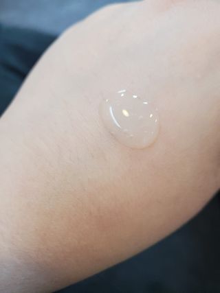 아이앤립 / EYENLIP 아이앤립 연어오일 리바이탈라이징 앰플 — 5점을 준 리뷰어가 2021년 4월 올린 사용 사진