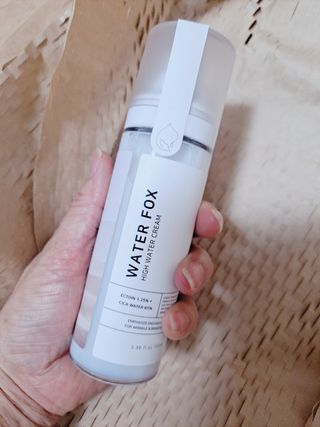 가치 WATERFOX(워터폭스)-엑토인 시카-비옴 하이 워터 크림 (100ml) — 5점을 준 리뷰어가 2023년 3월 올린 사용 사진