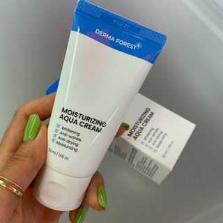 더마포레스트 모이스처라이징 아쿠아크림 / 수분크림 히알루론산 펩타이드 보습 미백 주름개선 — 5점을 준 리뷰어가 2021년 6월 올린 사용 사진
