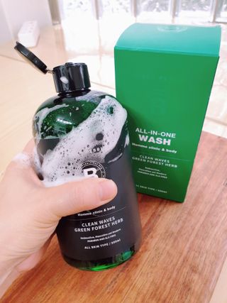블랙페블 남성청결제 올인원 바디워시 클린 웨이브 — 5점을 준 리뷰어가 2021년 5월 올린 사용 사진
