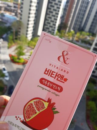 비타앤 석류콜라겐스틱 — 5점을 준 리뷰어가 2021년 5월 올린 사용 사진