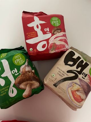 [풀무원] 자연은맛있다 정면, 백면, 홍면  세트 — 5점을 준 리뷰어가 2021년 4월 올린 사용 사진
