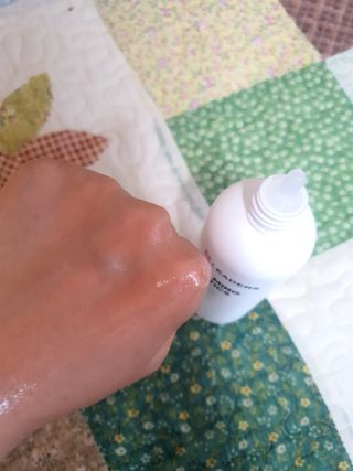 리더스코스메틱 리더스 카밍 바이오틱스 에센스 워터 — 5점을 준 리뷰어가 2021년 6월 올린 사용 사진