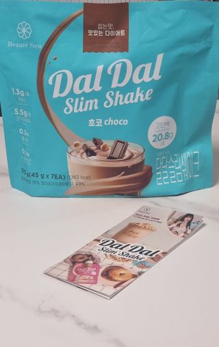 달달슬림쉐이크 [블로그]달달슬림 맛있는 단백질 쉐이크 파우치 다이어트 식사대용 프로틴 파우더 보충제 — 5점을 준 리뷰어가 2025년 8월 올린 사용 사진