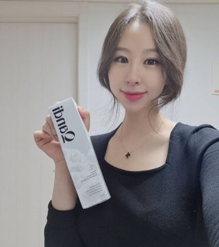 헤어플러스 콴디 플러피 클라우드 버블 팩 클렌저 — 4.5점을 준 리뷰어가 2021년 3월 올린 사용 사진