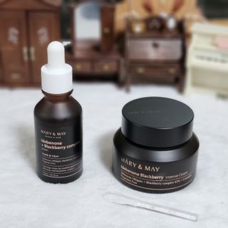마리엔메이  이데베논 블랙베리 보습 크림 + 세럼 — 5점을 준 리뷰어가 2021년 10월 올린 사용 사진