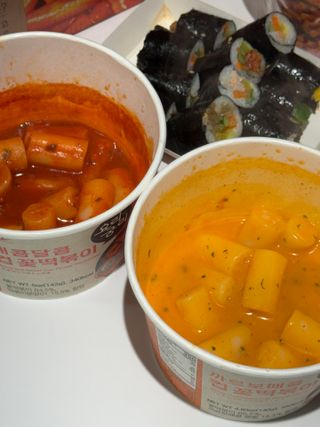 프리 [요리궁리] 타입 B (매콤,치즈,매콤까르보) 꽃떡볶이 6개입 세트 — 5점을 준 리뷰어가 2024년 12월 올린 사용 사진