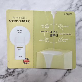 아이레시피 라이트터치 선스틱 15g (SPF50+, PA++++) — 1점을 준 리뷰어가 2023년 4월 올린 사용 사진
