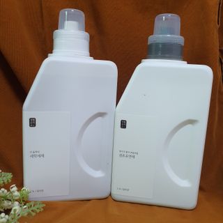 [생활공작소] 섬유유연제 + 세탁세제 1.5L 릴리향 — 5점을 준 리뷰어가 2021년 2월 올린 사용 사진