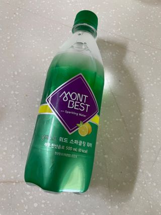 몽베스트 Montbest with Sparkling water Lemon OR Lime 20병(랜덤) — 4.5점을 준 리뷰어가 2021년 10월 올린 사용 사진