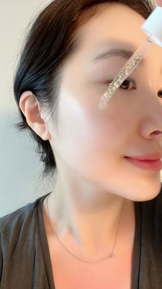 에센느 닥터 멜라닌 화이트닝 앰플 — 5점을 준 리뷰어가 2023년 5월 올린 사용 사진