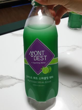 몽베스트 Montbest with Sparkling water Lime20병 — 5점을 준 리뷰어가 2021년 10월 올린 사용 사진