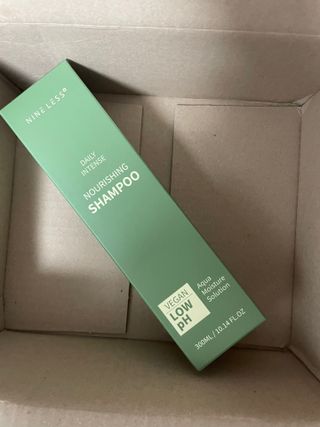 나인레스 데일리 인텐스 너리싱 샴푸 300ml / 10.14 fl.oz — 5점을 준 리뷰어가 2021년 11월 올린 사용 사진