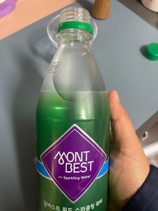 몽베스트 Montbest with Sparkling water Plain 20병 — 4점을 준 리뷰어가 2023년 2월 올린 사용 사진