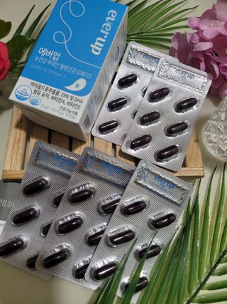 [몸엔용] 에버업 멀티비타민&미네랄, 눈건강 루테인 혈행건강 오메가3, 면역 프로바이오틱스 3종 택1 — 5점을 준 리뷰어가 2022년 4월 올린 사용 사진