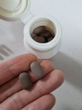 닥터피엔티 [Dr.PNT] 하루 2알로 건강한 다이어트! 한겨울에도 체지방만 쏙~ 슬림핏 다이어트 — 5점을 준 리뷰어가 2023년 3월 올린 사용 사진