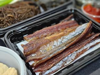 마라도푸드 포항 구룡포 햇 과메기 야채세트 마라도회식당 꽁치 — 5점을 준 리뷰어가 2024년 1월 올린 사용 사진