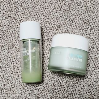 김정문알로에 큐어 큐어 알로에 리프레쉬 젤리 세럼, 큐어 알로에 하이드로 젤리 크림 — 5점을 준 리뷰어가 2021년 2월 올린 사용 사진