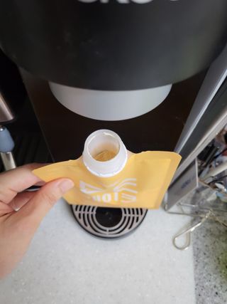 [덜다] 든든 식물성 단백질 쉐이크 40g X 7입 (곡물/딸기) — 4점을 준 리뷰어가 2023년 8월 올린 사용 사진