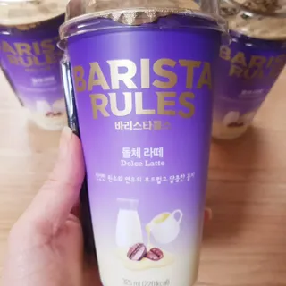 바리스타룰스 돌체 라떼 — 4점을 준 리뷰어가 2023년 4월 올린 사용 사진