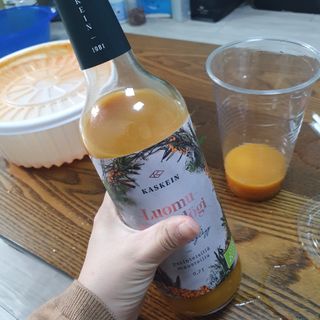 H365 [Kaskein Luomutyrniglögi] 핀란드 전통 무알콜 멀드와인 시벅톤 글로기 — 5점을 준 리뷰어가 2021년 5월 올린 사용 사진