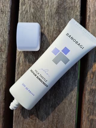 바노바기 코스메틱 바노바기 밀크씨슬 리페어 시카 선스크린 플러스 50ml — 5점을 준 리뷰어가 2023년 3월 올린 사용 사진