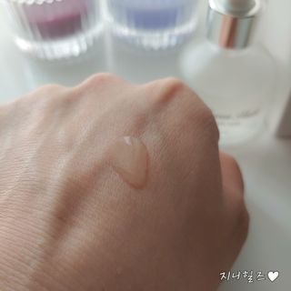 브에노 파리퀸 윌 페이스 오일 — 5점을 준 리뷰어가 2021년 7월 올린 사용 사진