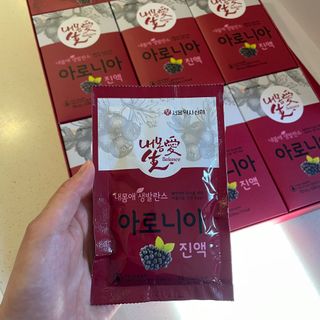 서울약사신협_내몸애생발란스아로니아_70ml x 30포 — 5점을 준 리뷰어가 2021년 6월 올린 사용 사진