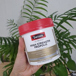 Swisse 스위스 고함량 프로폴리스 2,000mg 210정 — 5점을 준 리뷰어가 2021년 11월 올린 사용 사진
