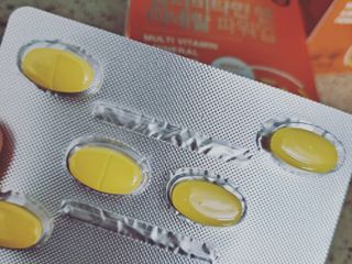 서울약사신협_내몸애발란스멀티비타민앤미네랄파워업_800mg x 90정 — 5점을 준 리뷰어가 2021년 5월 올린 사용 사진