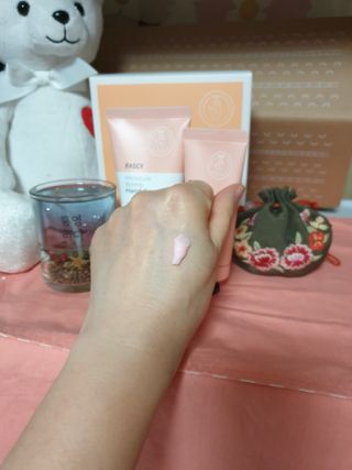 파시 FASCY 高保湿ハンドクリーム40ml+80ml セット — 4점을 준 리뷰어가 2021년 8월 올린 사용 사진