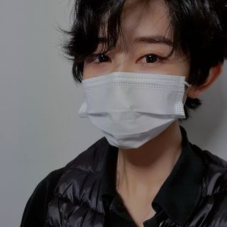 위케어 원데이 덴탈마스크 50매 화이트 대형 국내생산 — 4점을 준 리뷰어가 2021년 2월 올린 사용 사진