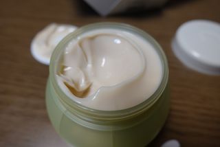 카오리온코스메틱스 사카로미세스와 시카의 만남        릴리피 릴렉싱 크림 진정한 탄력을 경험해보세요 — 5점을 준 리뷰어가 2021년 5월 올린 사용 사진