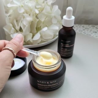 마리엔메이  이데베논 블랙베리 보습 크림 + 세럼 — 4.5점을 준 리뷰어가 2021년 10월 올린 사용 사진