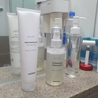 화이트리 비움 약산성 클렌징젤 ,마일드 필링젤 세트 — 5점을 준 리뷰어가 2021년 2월 올린 사용 사진
