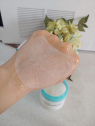 리더스코스메틱 리더스 카밍 바이오틱스 퀵 수딩 패드 — 5점을 준 리뷰어가 2022년 5월 올린 사용 사진