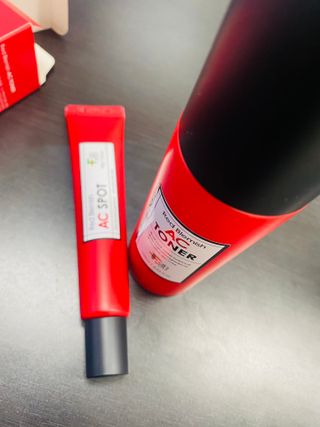 페브유 / FABYOU [페브유 2종 SET] 레드 블레미쉬 AC 토너 + AC스팟 — 5점을 준 리뷰어가 2021년 7월 올린 사용 사진