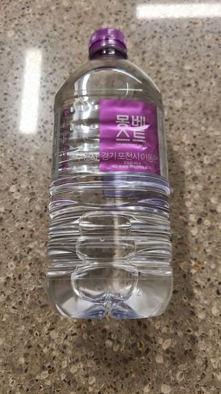 몽베스트 MONTBEST 1L 12입 — 5점을 준 리뷰어가 2022년 12월 올린 사용 사진
