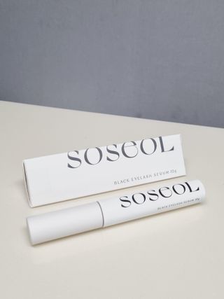 더소설 소설 블랙아이래쉬 세럼 10g(SOSEOL BLACK EYELASH SERUM 10g) — 5점을 준 리뷰어가 2023년 6월 올린 사용 사진